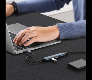 HUB adapter Qoltec USB-C 3.1 4w1 szybki z 3x USB 2.0 grafitowy